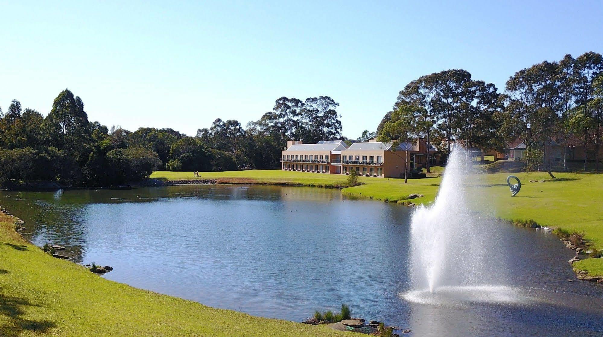 Lakeside Hotel And Conference Centre Sidney Exterior foto